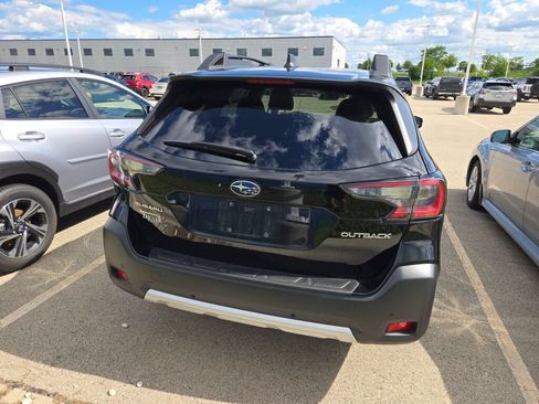 Used 2024 Subaru Outback Limited AWD/4WD image 4