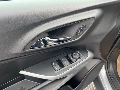 New 2026 Chevrolet Trax RS image 10