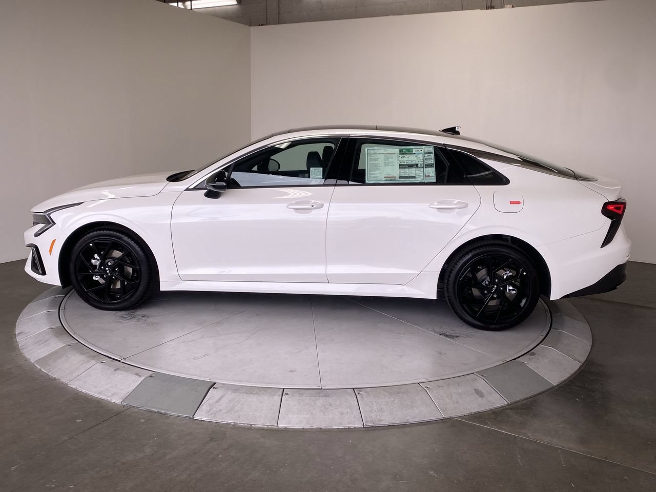 New 2026 Kia K5 GT-Line w/ GT-Line Premium Package FWD image 2