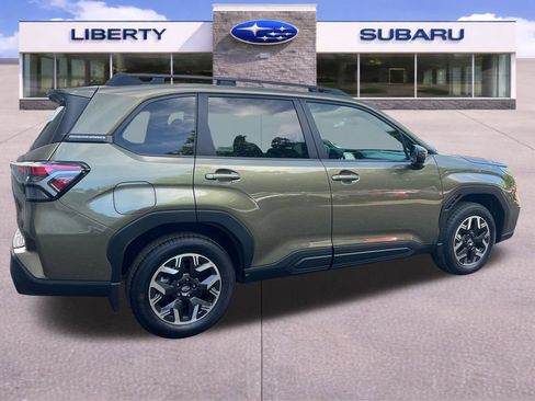 Certified 2026 Subaru Forester Premium AWD/4WD image 5