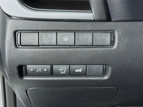 New 2026 Nissan Rogue SV FWD image 10