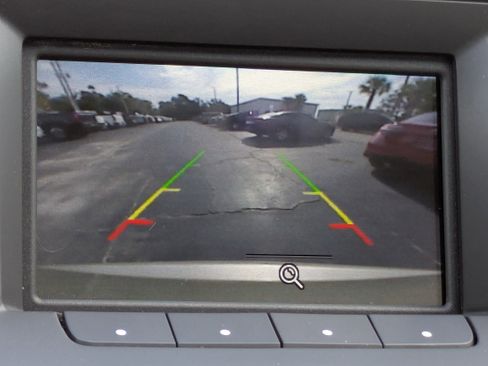 Used 2018 Ford Taurus SE image 27