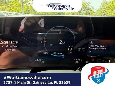 Used 2024 Cadillac Lyriq Tech RWD image 19