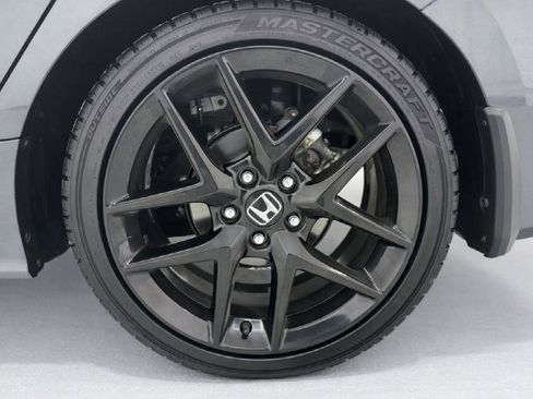 Used 2024 Honda Civic Sport image 26