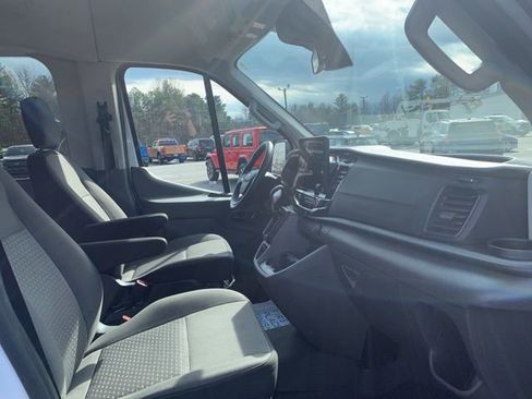 Certified 2024 Ford Transit 350 XLT image 17