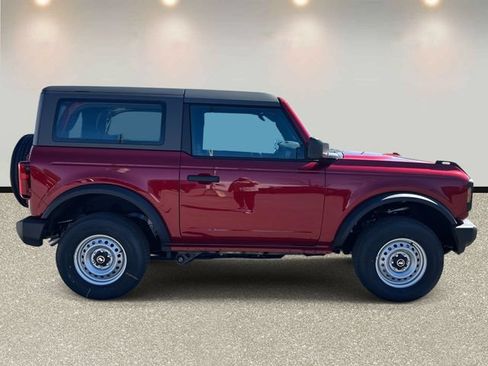 New 2026 Ford Bronco 2-Door AWD/4WD image 4