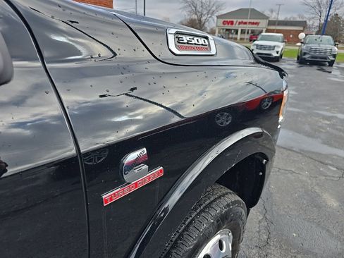Used 2024 RAM 3500 Limited w/ Safety Group image 3
