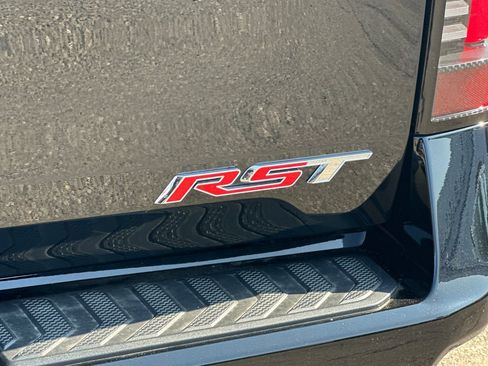 New 2024 Chevrolet Silverado EV RST image 20