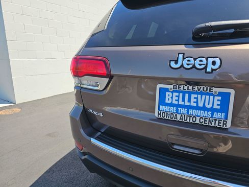 Used 2021 Jeep Grand Cherokee Limited w/ Sun & Sound Group AWD/4WD image 49