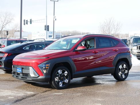 Certified 2025 Hyundai Kona SEL image 2