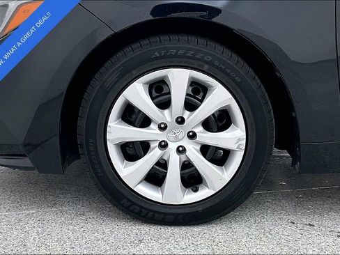 Used 2023 Toyota Corolla LE image 12