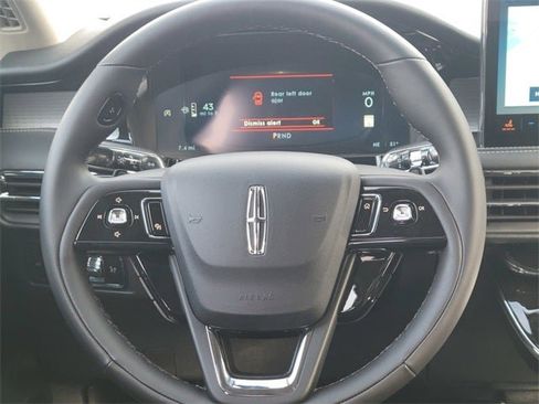 New 2026 Lincoln Corsair Premiere image 30