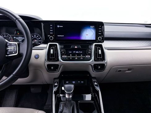 Used 2022 Kia Sorento SX image 7