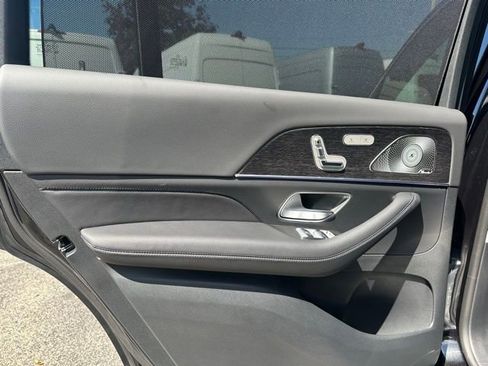 New 2026 Mercedes-Benz GLS 450 4MATIC image 16