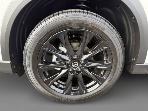 New 2025 MAZDA CX-5 Carbon Edition image 9