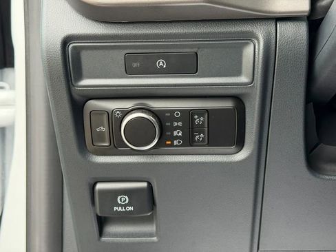 Used 2025 Ford F150 XL AWD/4WD image 34