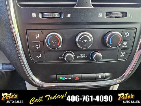 Used 2019 Dodge Grand Caravan SE w/ UConnect Hands-Free Group image 23