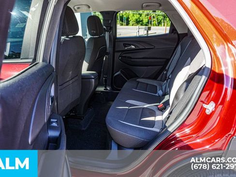 Used 2025 Chevrolet TrailBlazer LT FWD image 20