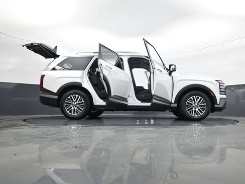 Certified 2026 Hyundai Palisade SEL AWD/4WD image 35
