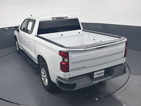 Used 2021 Chevrolet Silverado 1500 LT RWD image 35