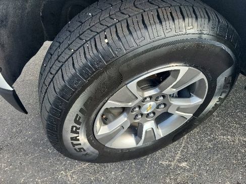 Used 2019 Chevrolet Colorado Z71 AWD/4WD image 8