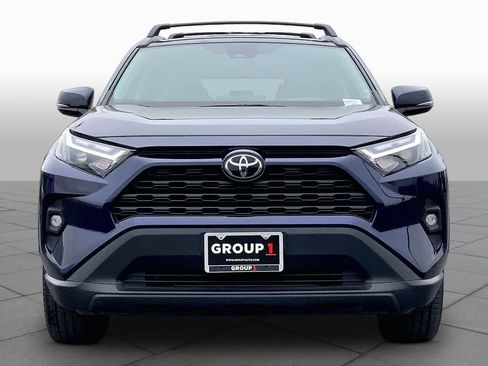 Used 2023 Toyota RAV4 XLE Premium FWD image 4