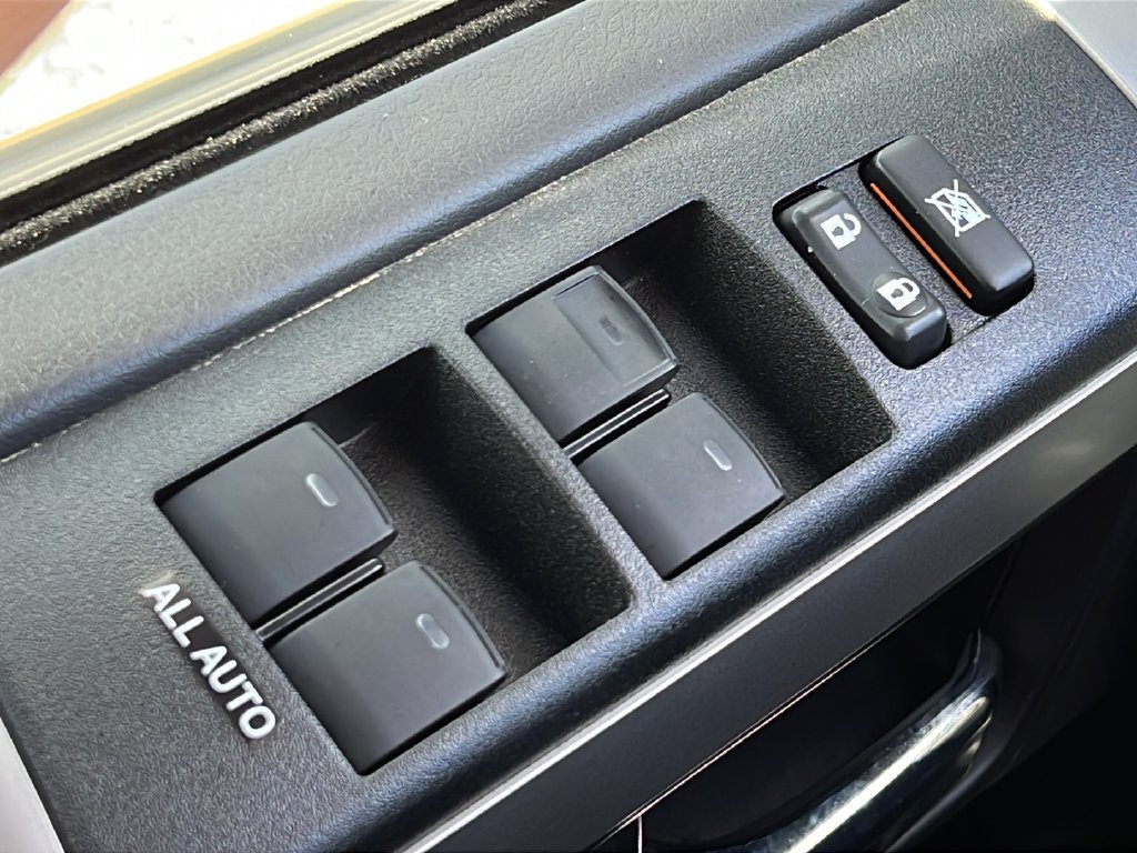 Used 2024 Toyota 4Runner SR5 AWD/4WD image 18
