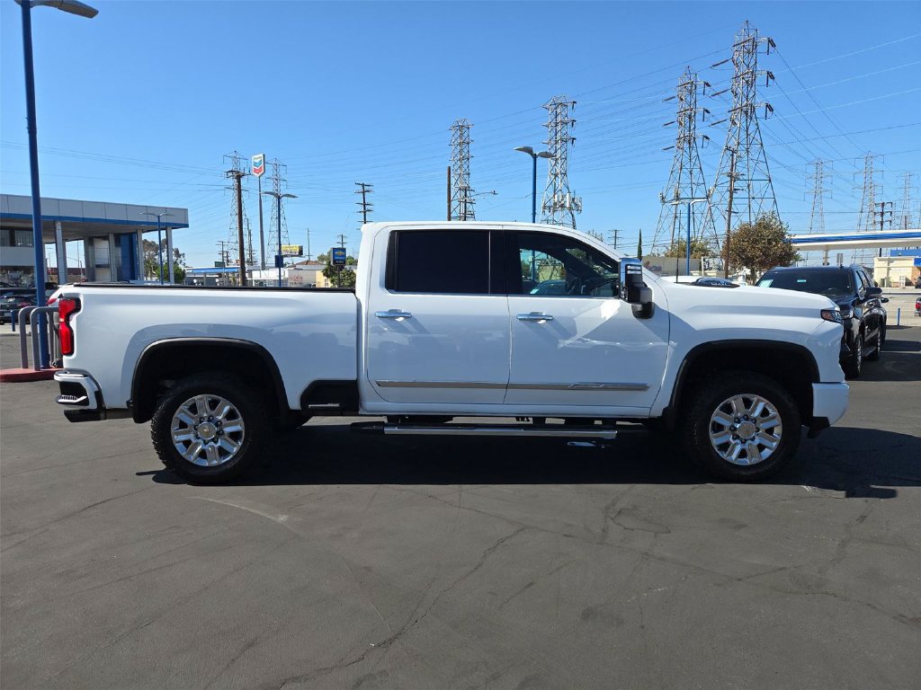 Certified 2024 Chevrolet Silverado 2500 High Country w/ High Country Premium Package AWD/4WD image 30