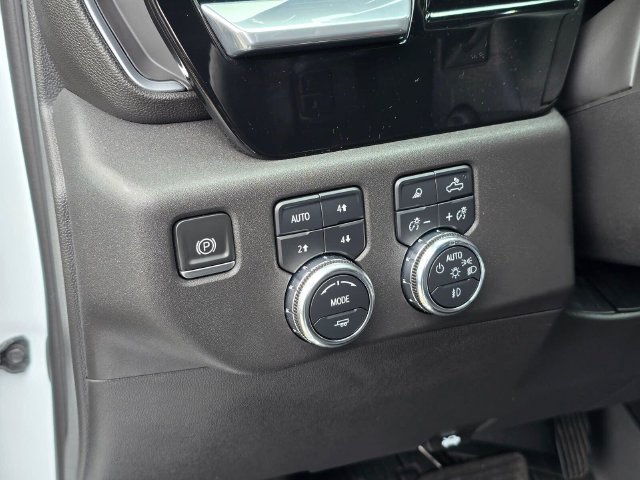 Used 2023 GMC Sierra 1500 SLT w/ SLT Premium Package AWD/4WD image 24
