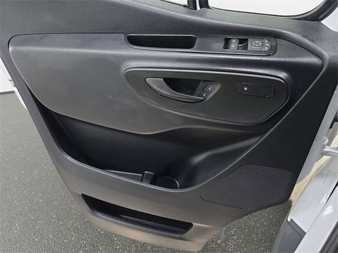 Used 2024 Mercedes-Benz Sprinter 2500 image 22