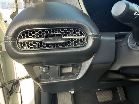 Certified 2024 Honda HR-V EX-L image 15