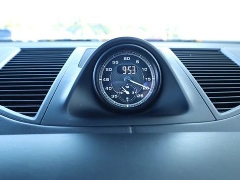 Used 2024 Porsche Macan Turbo image 22