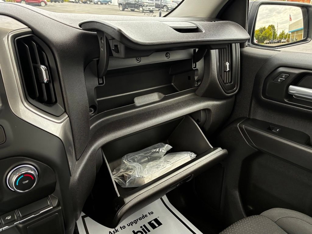 Used 2025 Chevrolet Silverado 1500 W/T RWD image 25