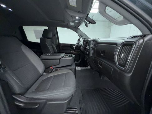 Used 2019 Chevrolet Silverado 1500 LT w/ All-Star Edition image 10