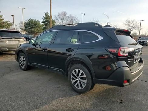 Certified 2023 Subaru Outback Premium image 6