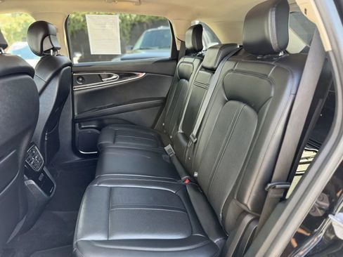 Used 2023 Lincoln Nautilus Reserve w/ Equipment Group 201A image 16