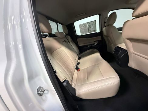 Used 2024 Ford Ranger Lariat w/ FX4 Off-Road Package image 14