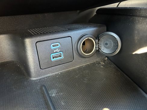 Used 2022 Ford Escape SE w/ Convenience Package image 20