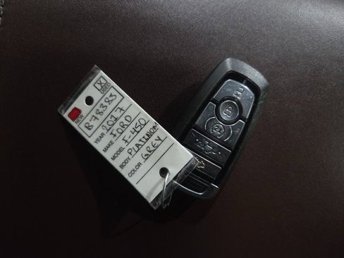 Used 2017 Ford F450 Platinum image 47