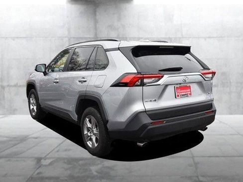 Used 2025 Toyota RAV4 XLE image 7