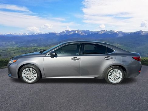 Used 2014 Lexus ES 350 w/ Premium Package FWD image 2