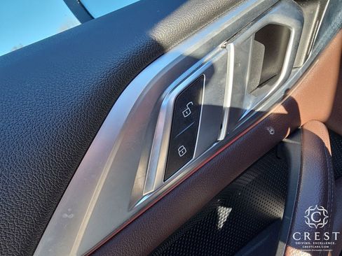 Used 2021 BMW 430i Coupe w/ Premium Package image 10