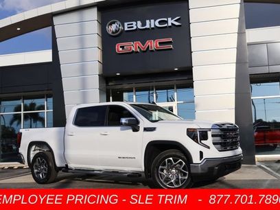 New 2026 GMC Sierra 1500 SLE w/ Max Trailering Package