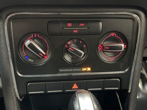 Used 2017 Volkswagen Beetle 1.8T S image 30