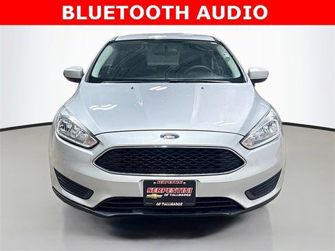 Used 2018 Ford Focus SE image 3