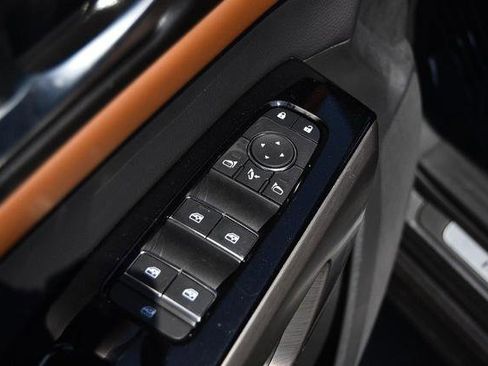 New 2025 Nissan Pathfinder Platinum w/ Cargo Package image 9