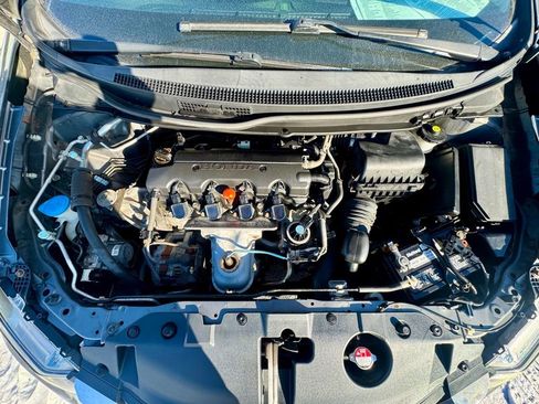 Used 2013 Honda Civic LX image 9