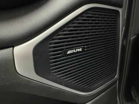 Used 2024 Jeep Wagoneer Series II w/ Flexible Seating Group image 26