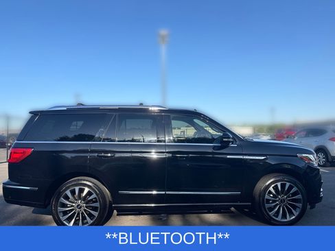 Certified 2021 Lincoln Navigator Reserve w/ Luxury Package AWD/4WD image 8