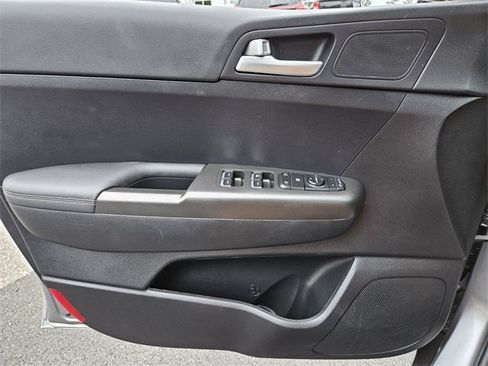 Used 2022 Kia Sportage LX w/ LX AWD Value Edition Package image 29